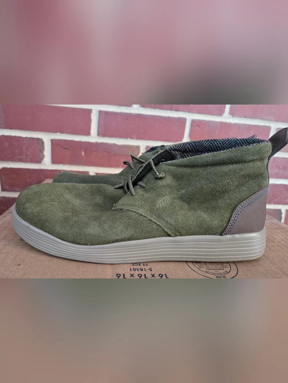 Hey Dude Jo Suede Olive‎ Green Chukka Boots Mens Size 8 Casual Comfort Shoes